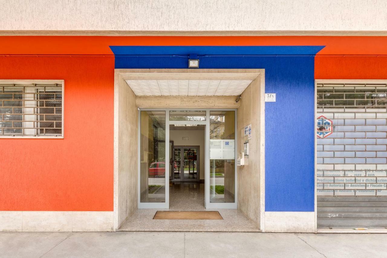 Rooms Vidar Train Station Marghera Exterior foto